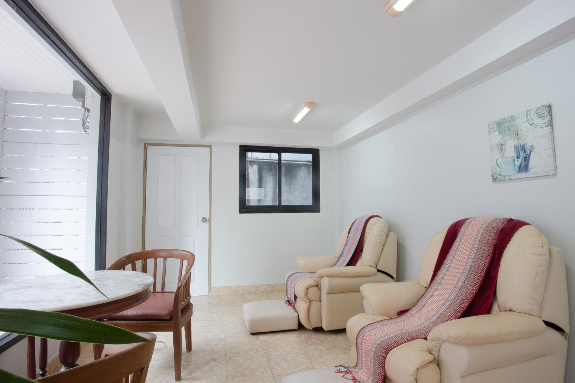 The Corner Apartment Patong Luaran gambar